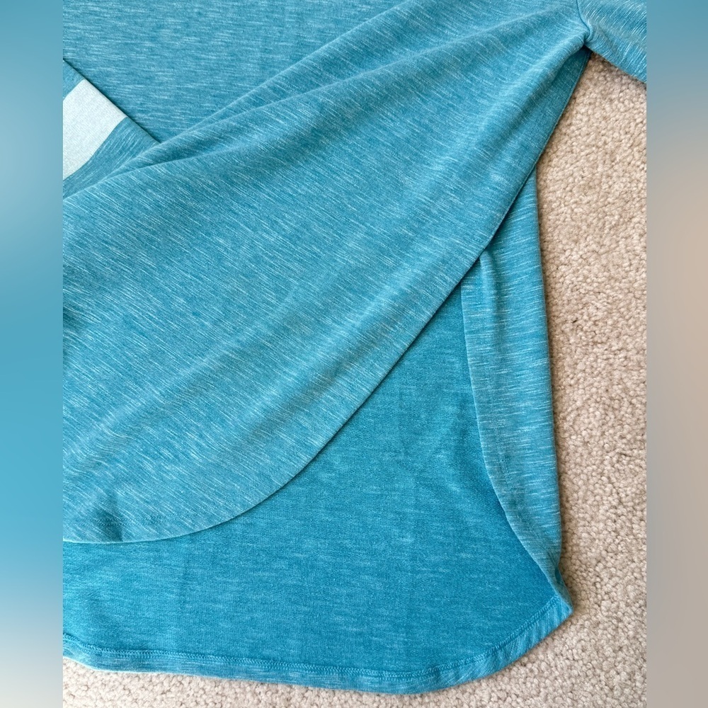 PINK Victoria’s Secret Hoodie Tunic Pastel Blue & White Lightweight Medium - Picture 3 of 9